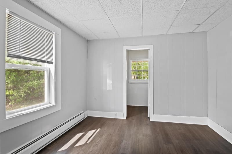 Suring Condo: 111 Center Street - Lower