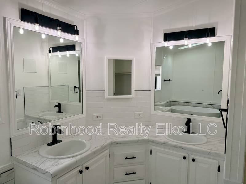 Spring Creek House: 579 Brent Drive