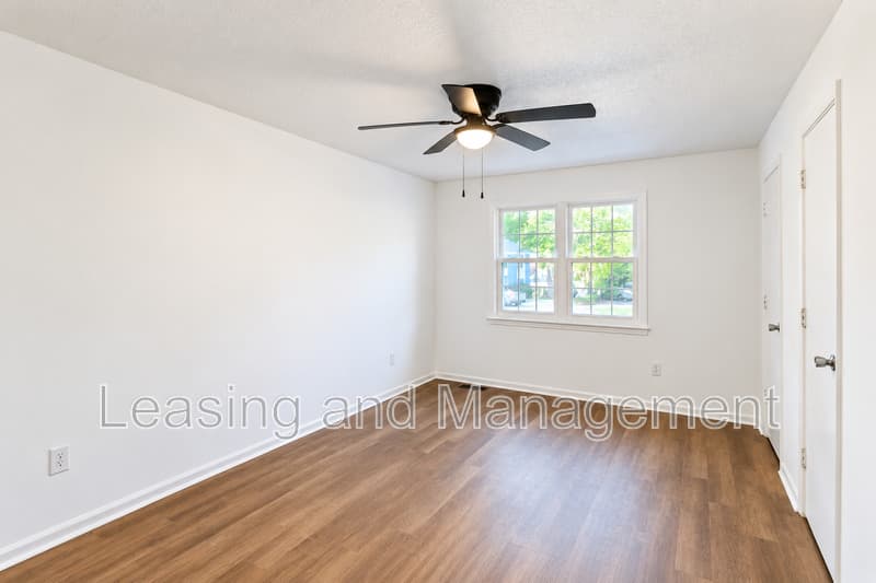 Mount Pleasant Townhome: 907 Royal Tern Lane