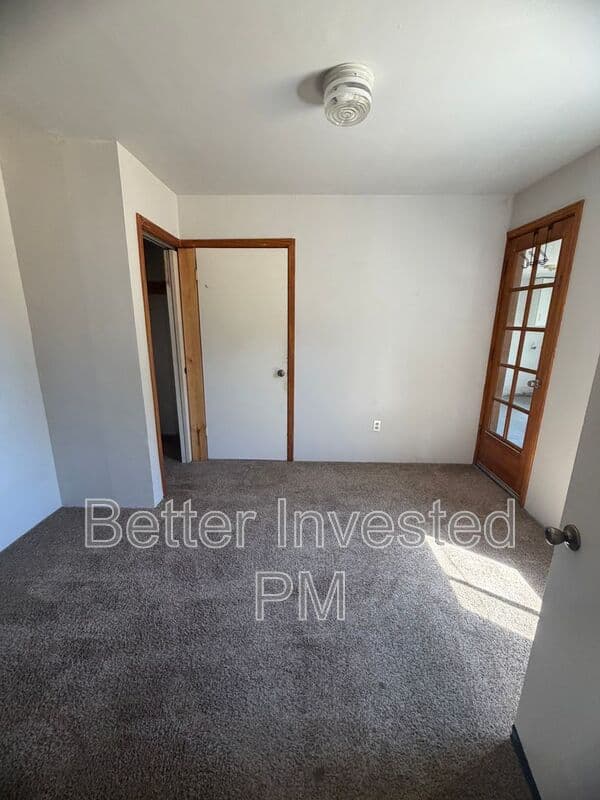 Ukiah House: 3851 Eastside Calpella Rd