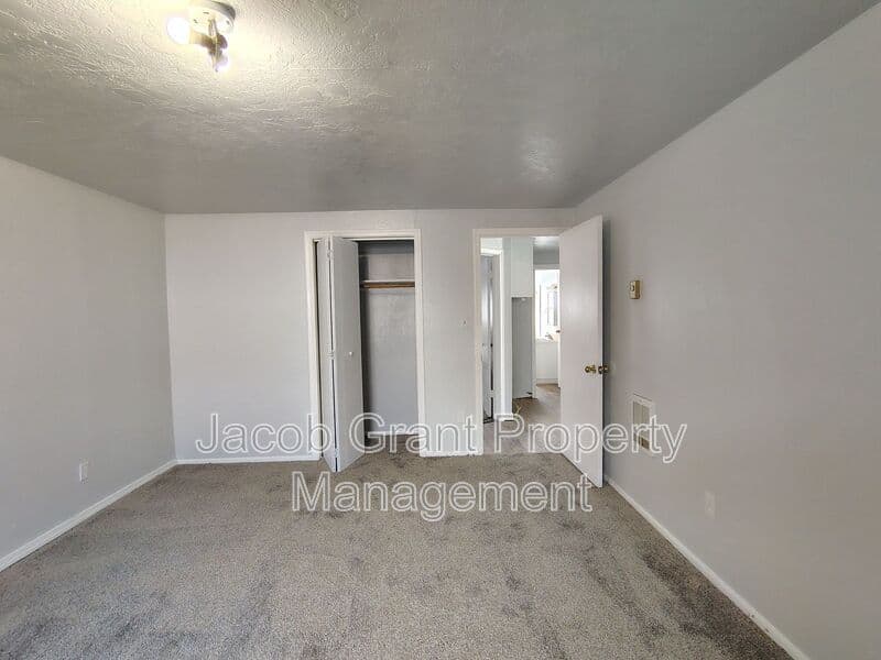 Pocatello House: 3844 Jason Ave