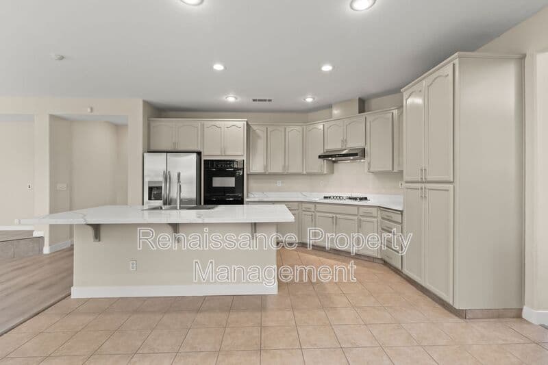 Manteca House: 1618 Matterhorn St.