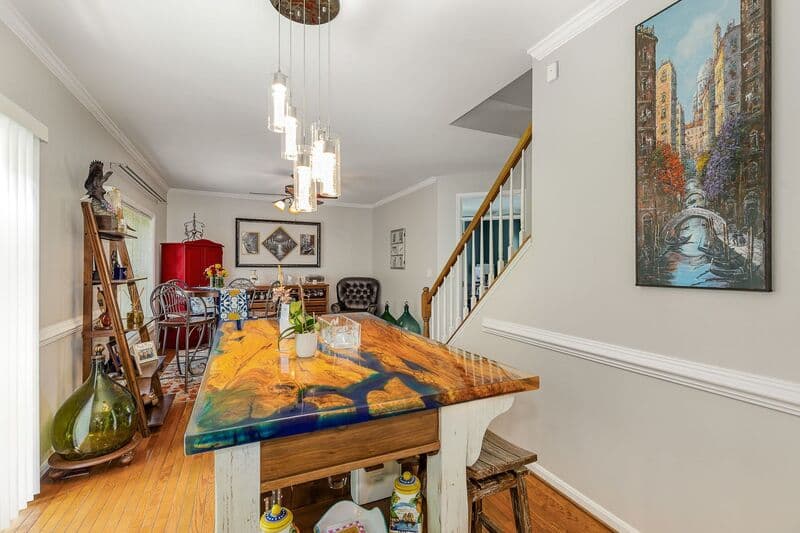 Fredericksburg House: 11814 Gardenia Dr