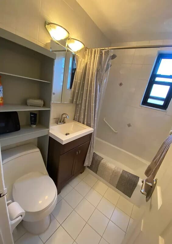Whitestone Condo: 160-19 16th Ave