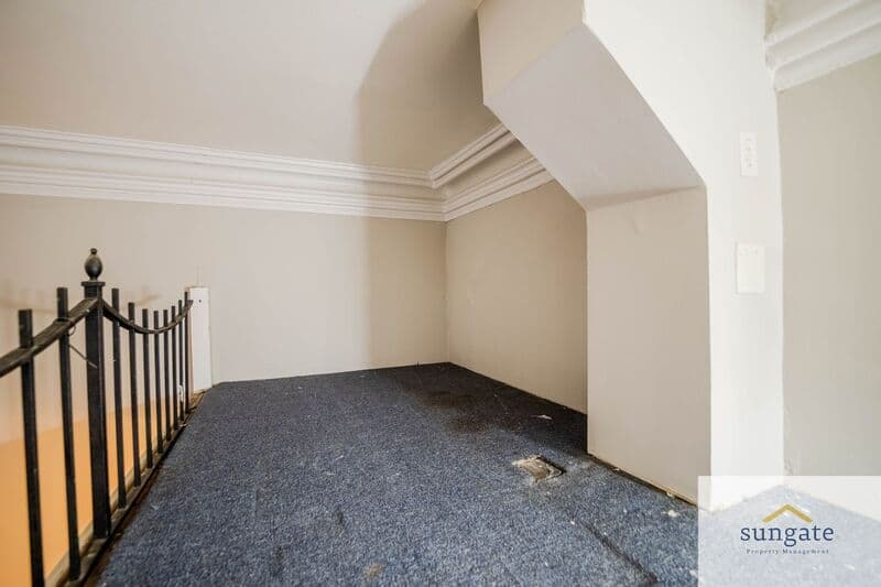 Baltimore Condo: 907 Saint Paul St