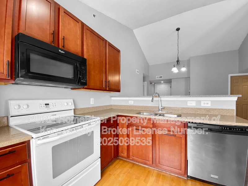 Kansas City Condo: 8020 N Drury Ave