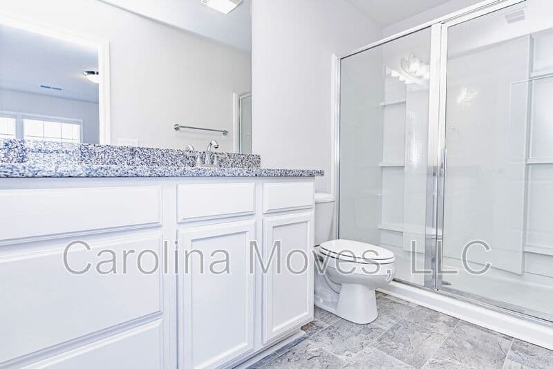 Duncan Townhome: 221 Stone Fruit Court