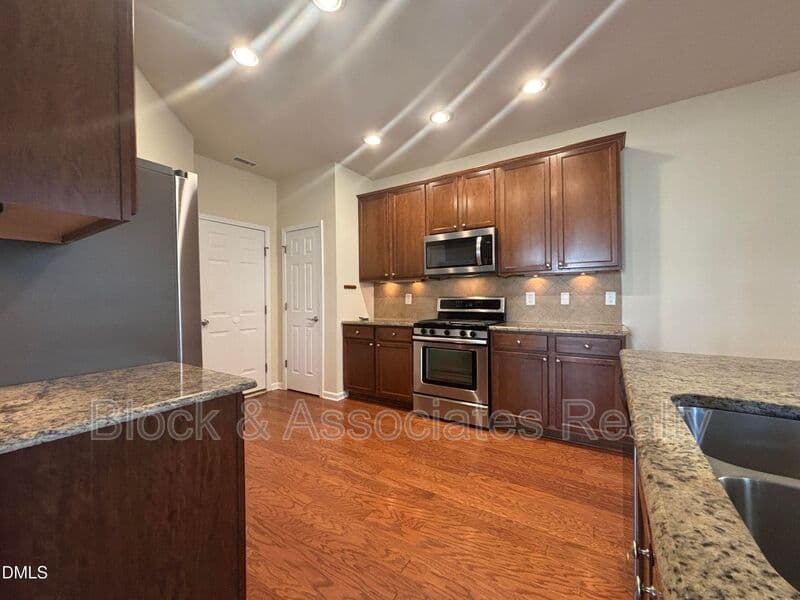 Wake Forest House: 1429 Kirkwood Hill Way