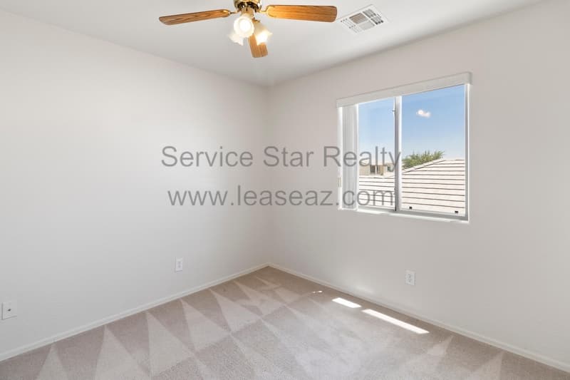 Maricopa House: 41881 W Avella Dr