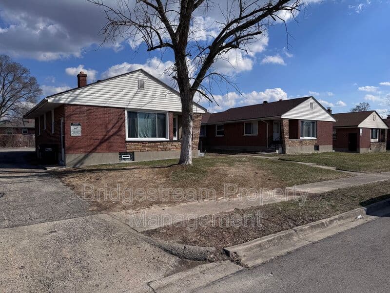 Dayton House: 1732 Harold Dr.
