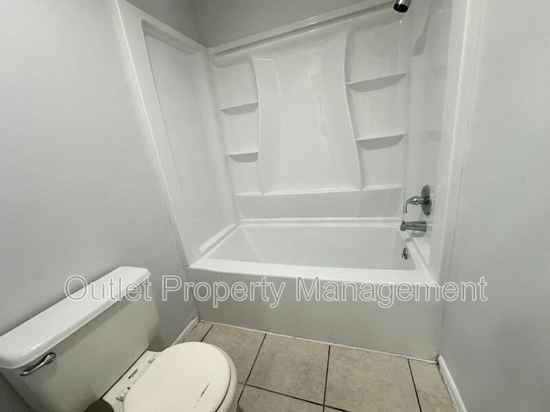 Sanford House: 1710 Ridgewood Lane