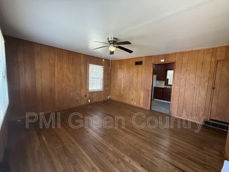 Tulsa House: 43 E 50th Ct N