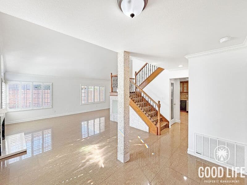 Spring Valley House: 10194 Diamond Head Ct