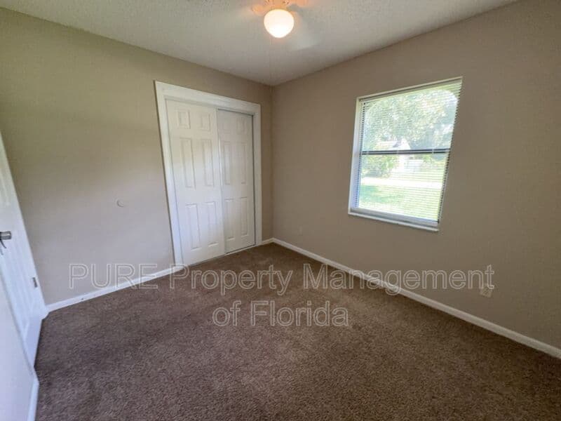Summerfield House: 13606 SE 48th Court