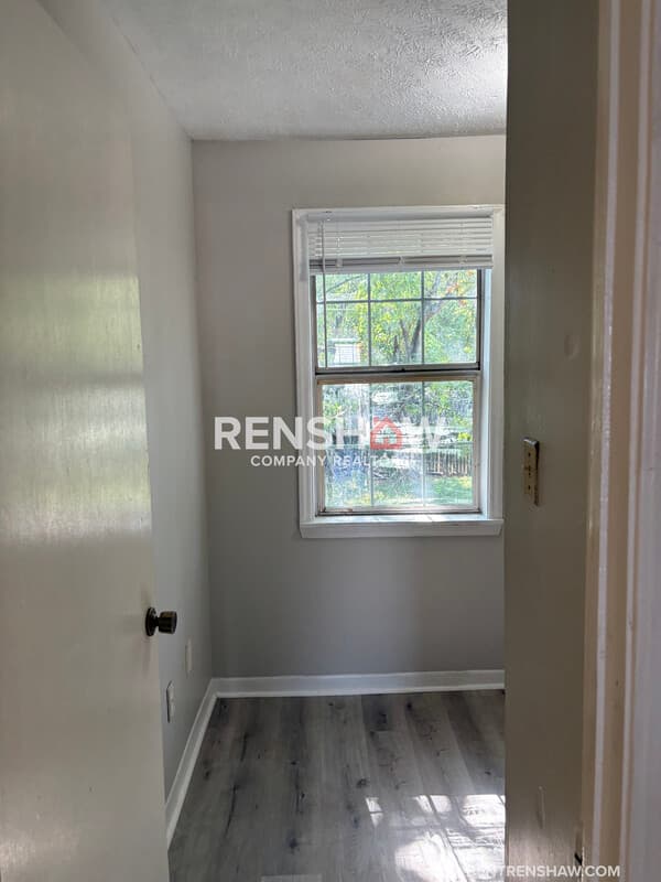Jackson Condo: 268 Greenfield Dr