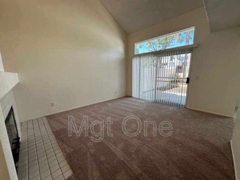 Mission Viejo House: 27721 Berwick