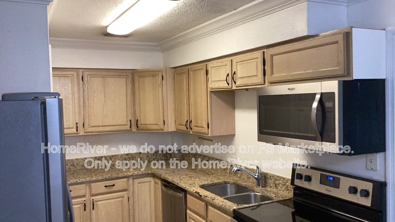 Orlando House: 1263 Woodman Way