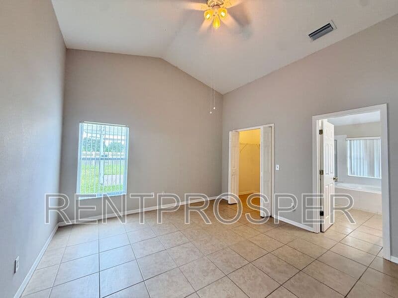 Kissimmee House: 4059 Sunny Day Way