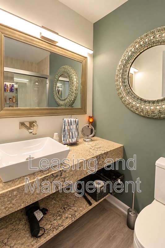 Charleston Townhome: 5 Townpark Lane