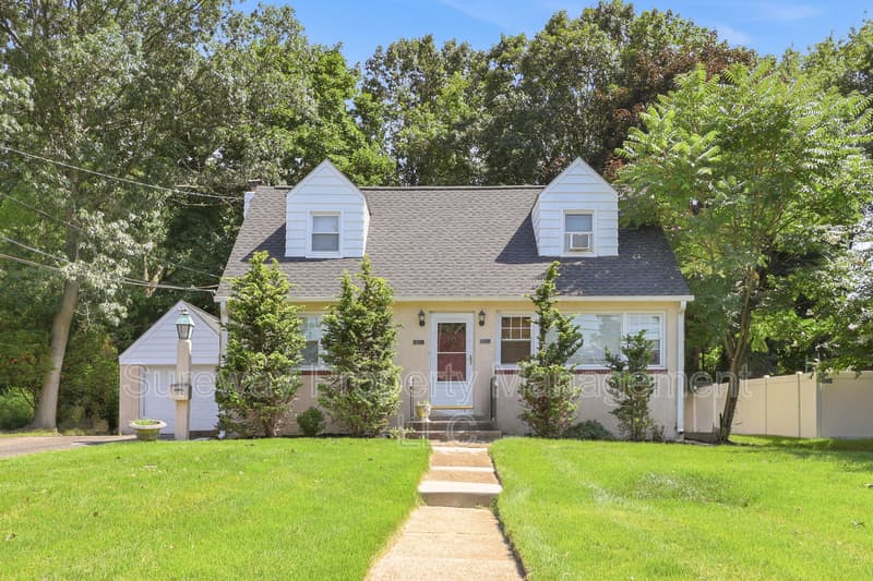 Haddon Heights Condo: 2008 Maple Ave