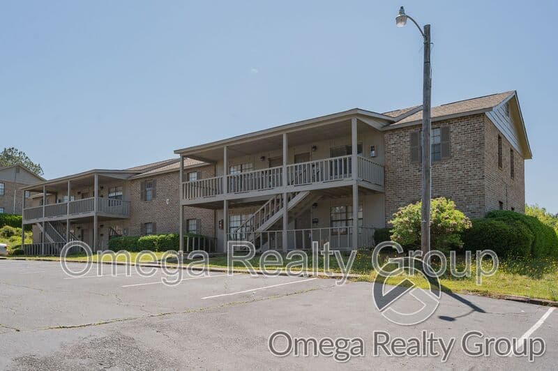 Phenix City Apartment: 901 25th Ave