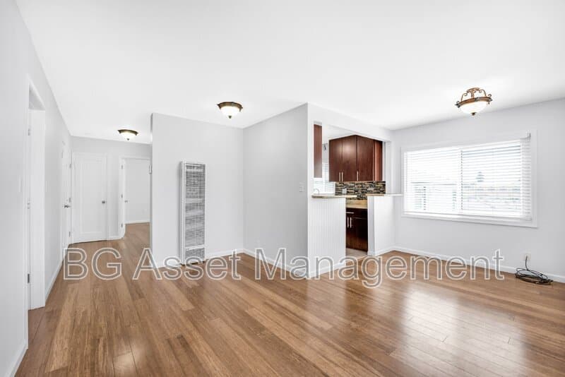 Berkeley Condo: 1919 Curtis Street