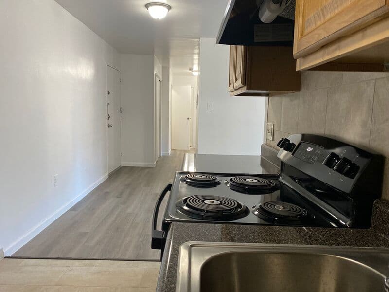 East Orange Condo: 140 Washington Street - A3