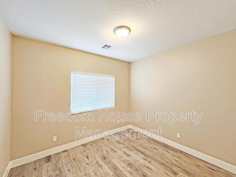 Pahrump Condo: 2021 Galaxy Street - 2