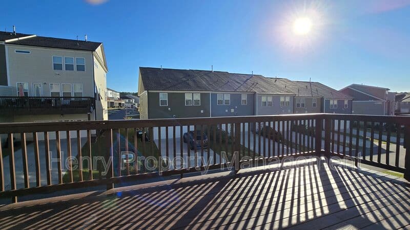 Apex House: 1639 Wimberly Road