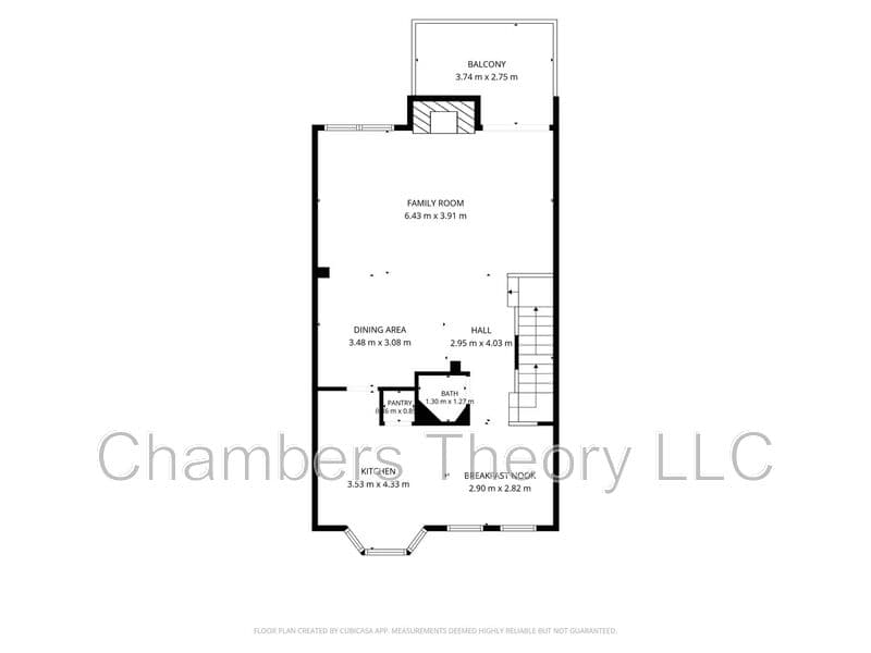 Alexandria House: 77 Arell Ct