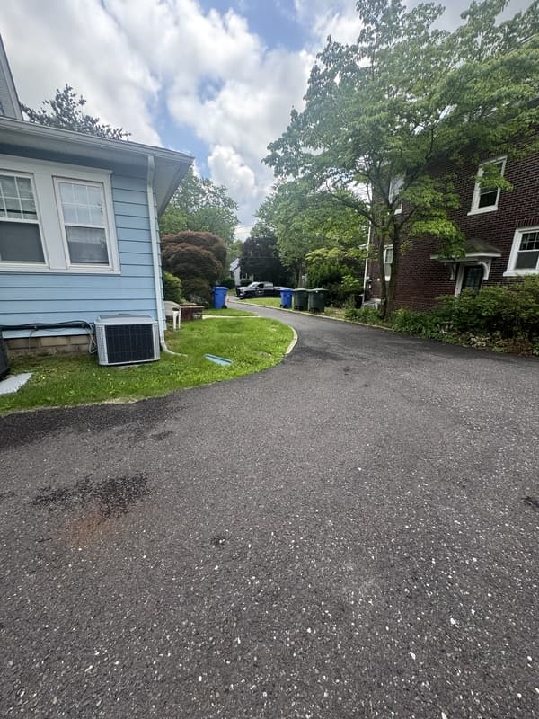 Glassboro House: 5 Normal Boulevard