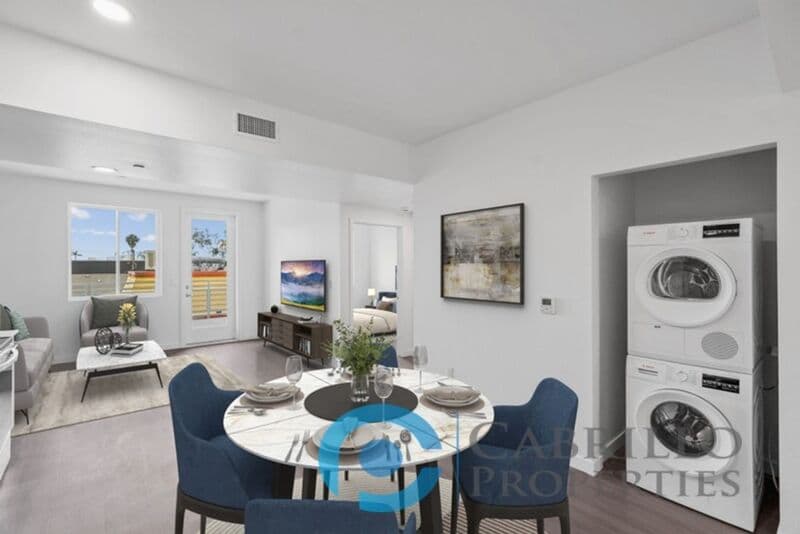 San Diego Apartment: 2724 El Cajon Blvd
