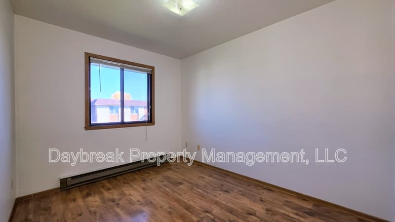 Moorhead Condo: 2408 3rd Avenue North - 16