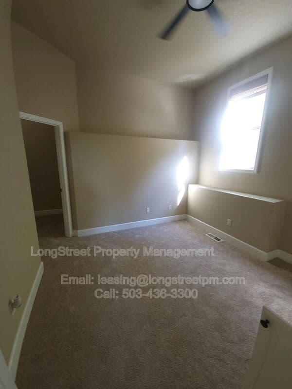 Portland House: 9739 NW Henry Ct
