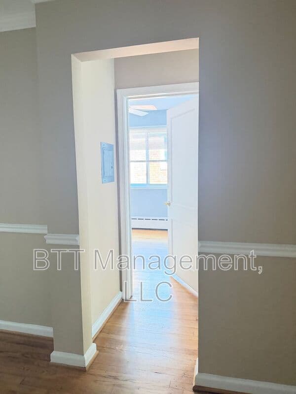 Silver Spring Condo: 8705 Plymouth St - 5