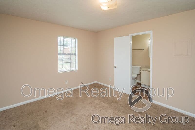 Phenix City Apartment: 901 25th Ave