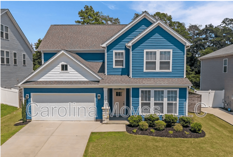 Woodruff House: 215 Fenwick Drive