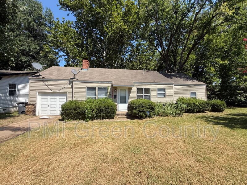 Tulsa House: 5523 S Madison Ave