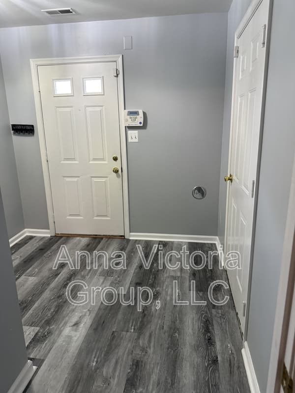 College Park Condo: 4701 Blackfoot Road - 1