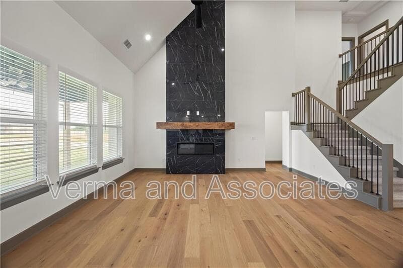 Centerton House: 1241 Mammoth St