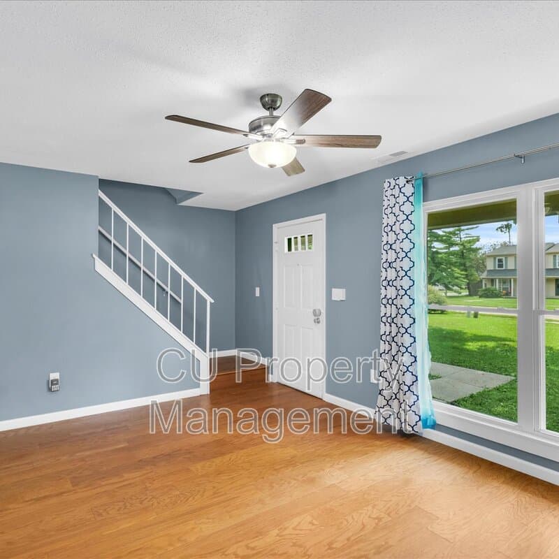 Champaign House: 610A English Creek Court