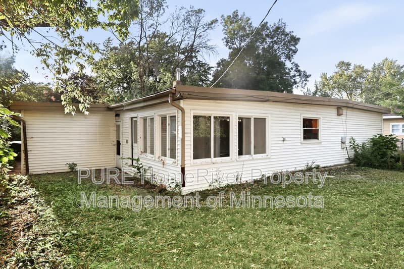 Brooklyn Center House: 5316 Colfax Ave N