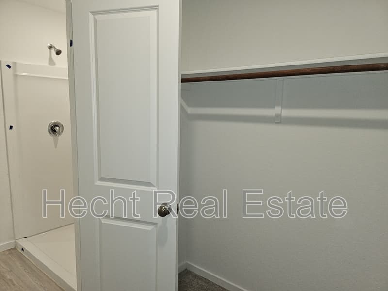 Seguin House: 9144 Luciano Place