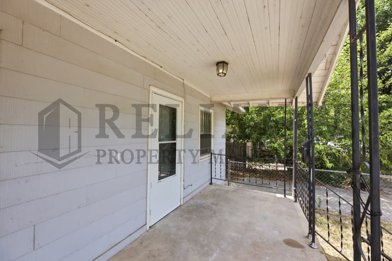 Wichita House: 2301 West 3rd Street North