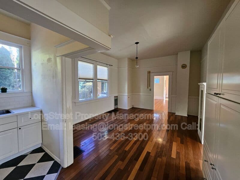 Milwaukie House: 2535 SE Monroe St