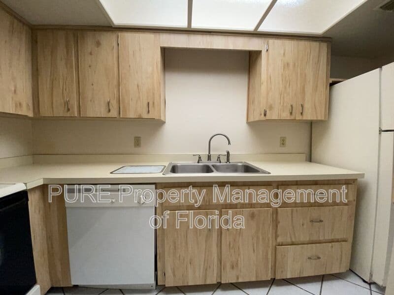 Ocala House: 3012 SE 5 Terrace