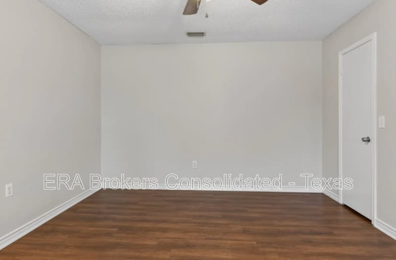 Converse House: 10341 Flatland Trail
