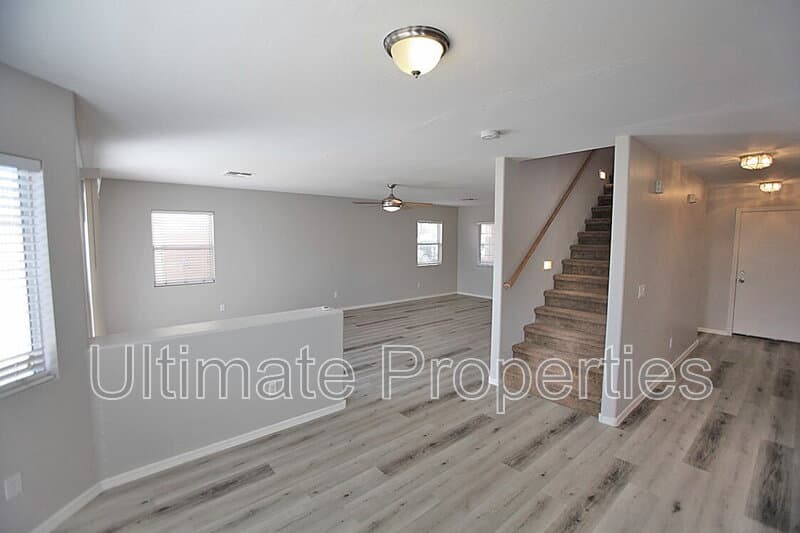 El Mirage House: 12413 W Willow Ave