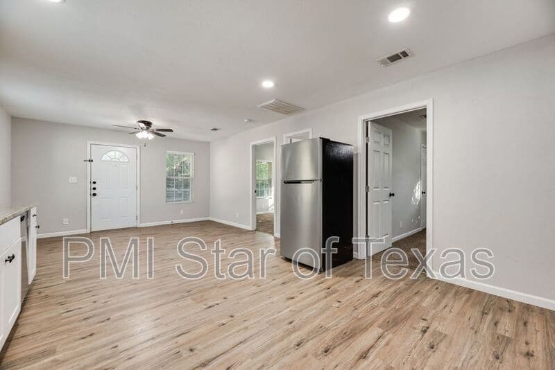 Dallas Condo: 4702 Collins Ave
