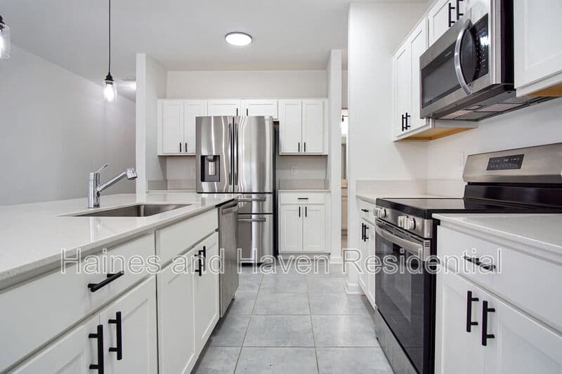 Winter Haven House: 1688 Teagan Ln